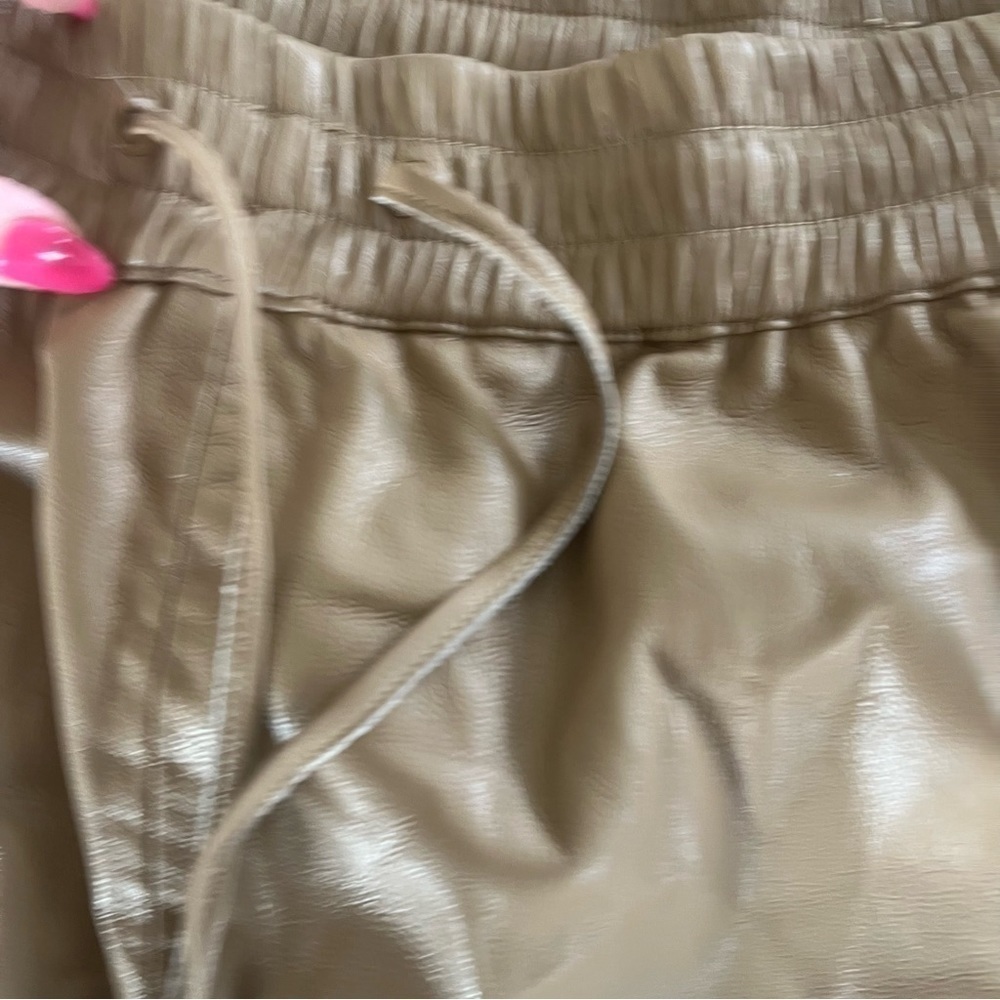 Good American Better Than Leather Shorts Pull On Warm Caramel Tan Size 5 - Picture 7 of 11